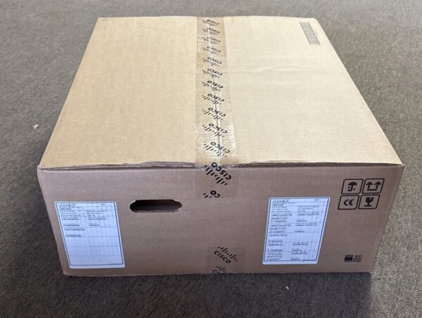 part number: c8300 2n2s 4t2x